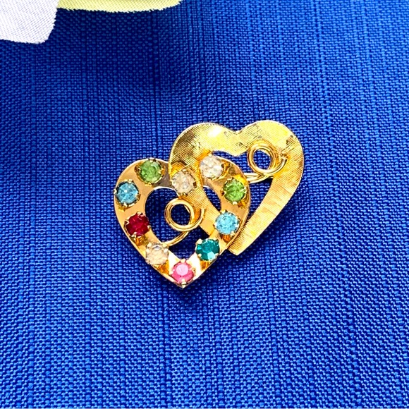 Vintage Gold Filled Double Heart Brooch with Rhinestones. Great Christmas gift! - Picture 4 of 4